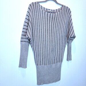 Toi et Moi Ribbed Silver & Black Boat Neck Sweater Size S/M